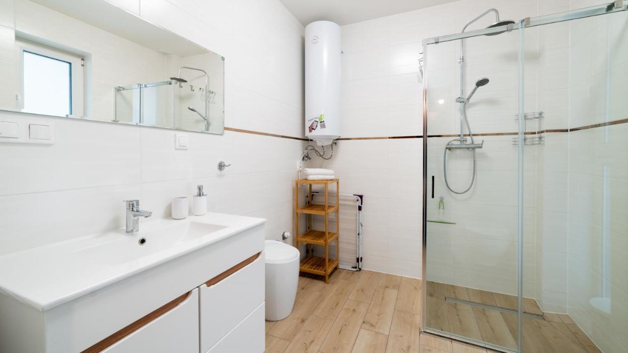 Apartamenty Everysky - Dom Reymonta 9 カルパッチ エクステリア 写真